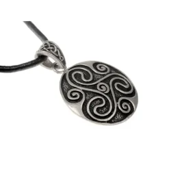 Amulet Celtic Trisquelion, Forsølvede