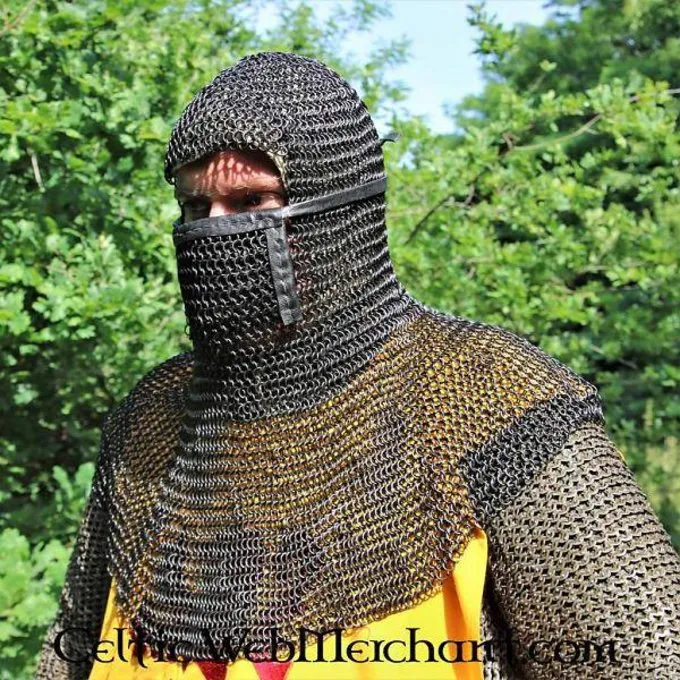 Ulfberth Coif Med Firkantet Visir, Runde Ringe - Runde Nitter, 8 Mm