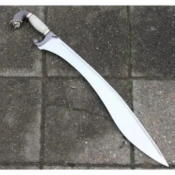 Falcata Med Løvehoveder