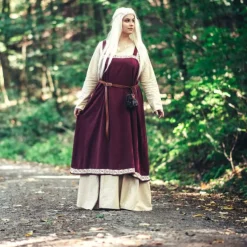 Leonardo Carbone Hangeroc Svanhild, Rød