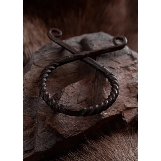 Ulfberth Jern Trold Krydse, Snoet - Billede 3