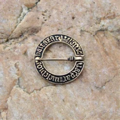 Middelalder Ring Broche, Bronze