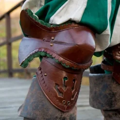 Epic Armoury Par Læder Poleyns, Brun-grøn