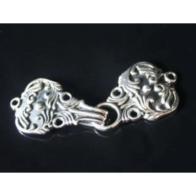 To Foldet Beklædningsgenstand Lukning