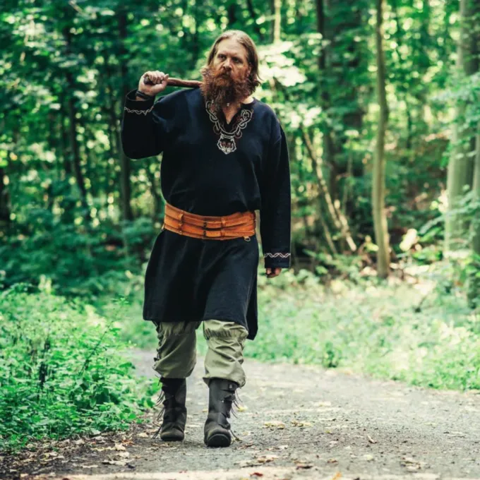 Leonardo Carbone Viking Tunika Ulv Fenrir, Sort