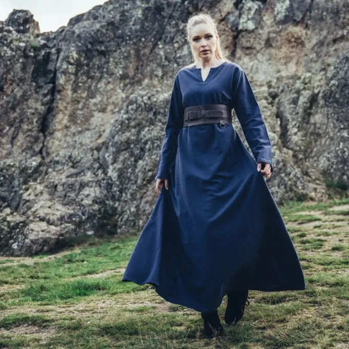 Leonardo Carbone Vikingekjole Valdis, Blå