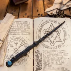 Epic Armoury Wand Druid, Sort